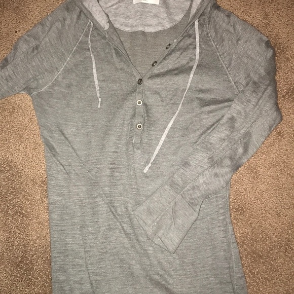 Long sleeve with hood - Picture 3 of 4